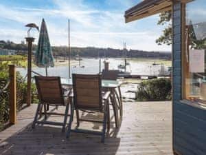 View from the Summerhouse | Kipper Cottage, Wootton Bridge