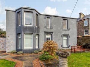 Exterior | 2 St Catherine&rsquo;s Cottage - Clover Holidays, Perth