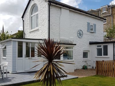 Exterior | Little Dover Cottage, Ryde