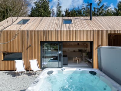 Hot tub | The Joiners Rest, Stowting