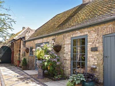 Exterior | The Potting Shed, Godmanchester