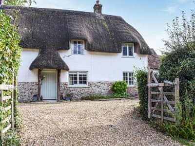 Exterior | Peaceful Cottage, Blandford Forum