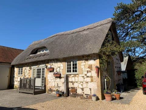 Exterior | Brixton Barn, Brighstone, near Yarmouth