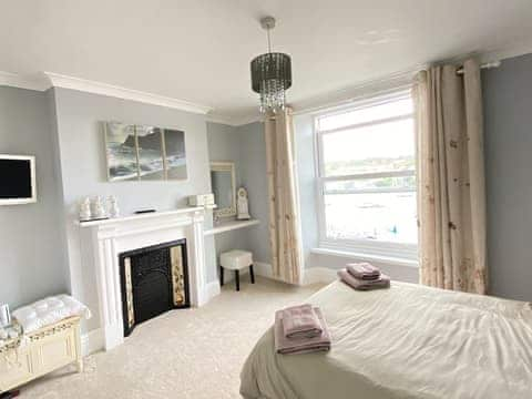 Double bedroom | Riverdene, Higher Street