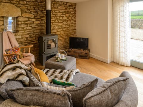 Living area | Barn End - Woodcock Farm, Old Sodbury, near Bristol