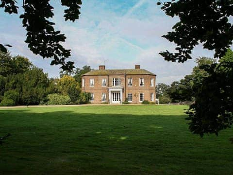 Exterior | Walcot Hall, Alkborough, near Scunthorpe