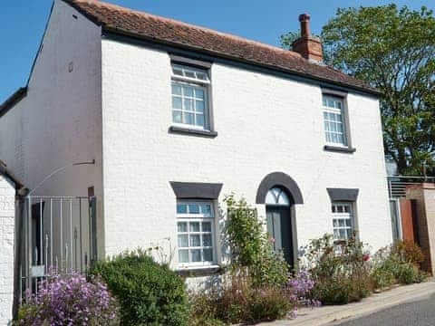 Exterior | Westlea Cottage - The Reedham Retreat, Reedham