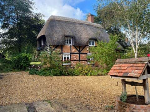 Exterior | Dairy Farm, Romsey, near Brook