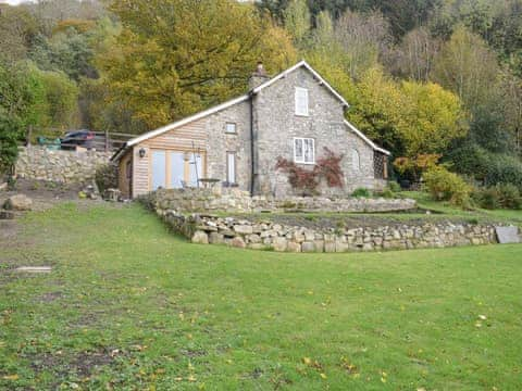 Exterior | Pentre Cwm Bach, Llansilin, near Oswestry