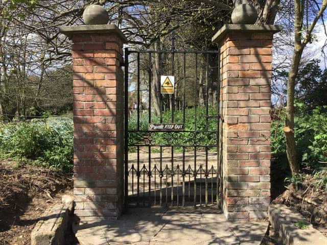 Surrounding area | The Coach House, Falkenham
