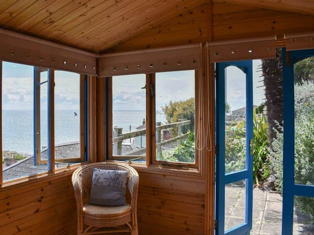 Summerhouse | Seaport Cottage, Ventnor