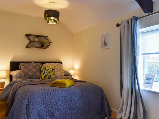 Double bedroom | Meadow View Cottage - The Artists Cottages, Pickering