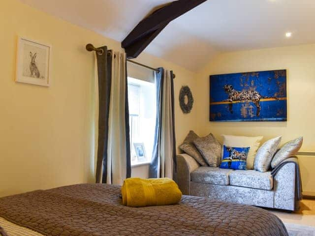 Double bedroom | Meadow View Cottage - The Artists Cottages, Pickering