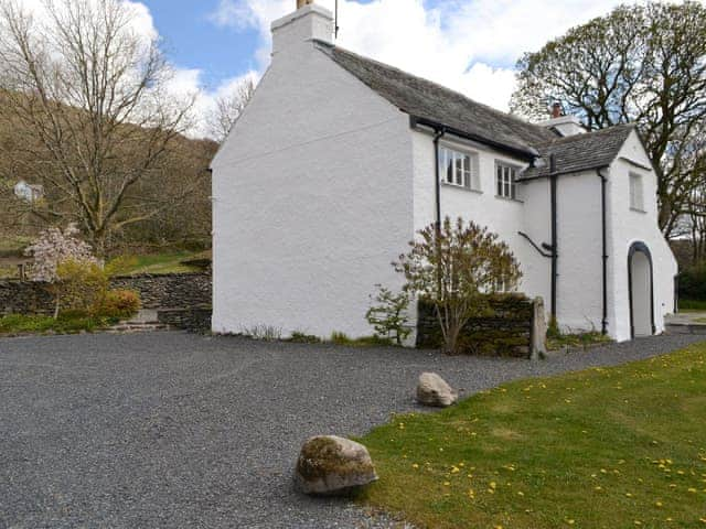 Exterior | Staveley Park - Staveley Park Holiday Cottages, Staveley