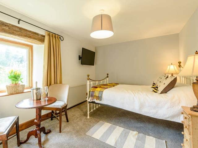 Single bedroom | Loadbrook Barn, Load Brook, near Sheffield