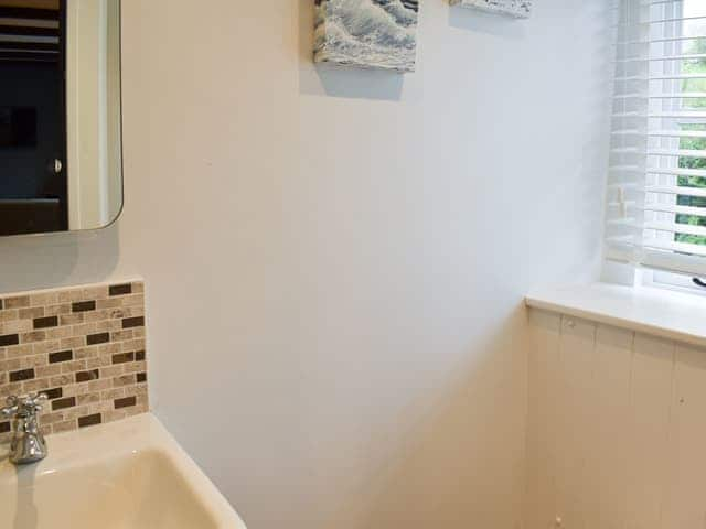 Shower room | Strawberry Cottage, Combe Martin