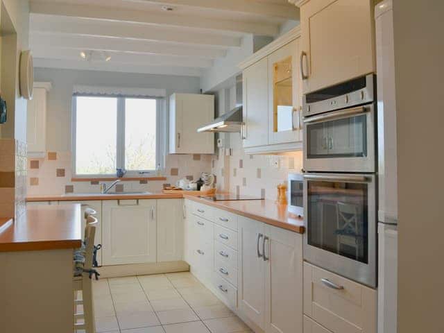 Kitchen | Beacon Cottage, Flamborough