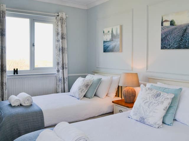 Twin bedroom | Beacon Cottage, Flamborough