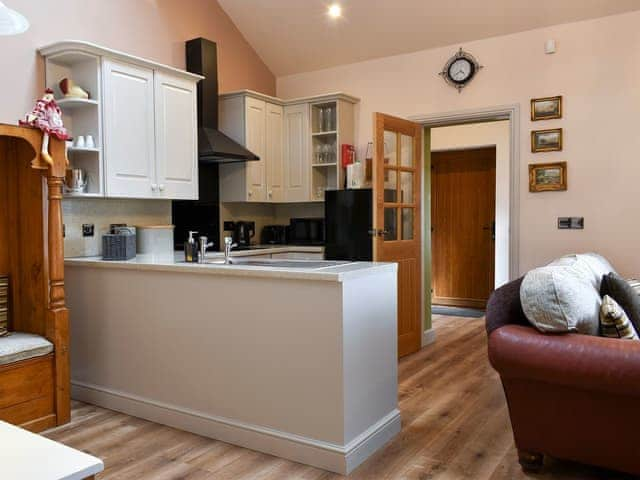 Kitchen | Hen House - Pendle Holiday Cottages, Barley, near Clitheroe