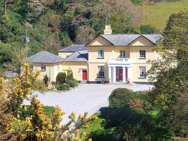 Exterior | Rosecraddoc Manor, Near Liskeard