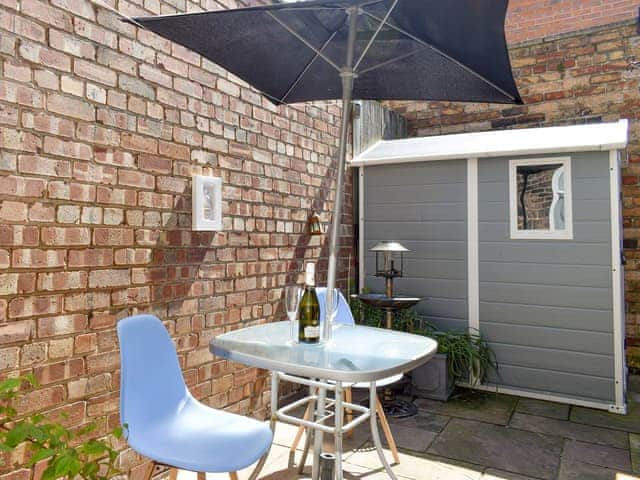 Rear courtyard | Midbays, Scarborough