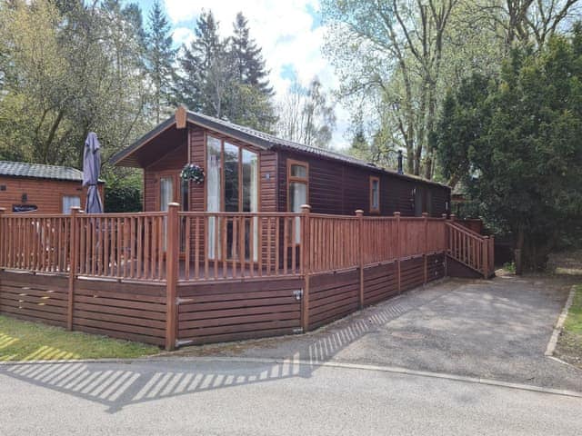 Attractive-lodge with parking | Bielby Lodge, Troutbeck Bridge, near Windermere