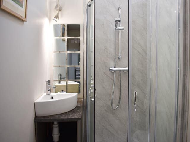 Shower room | Inglewood Terrace, Penrith