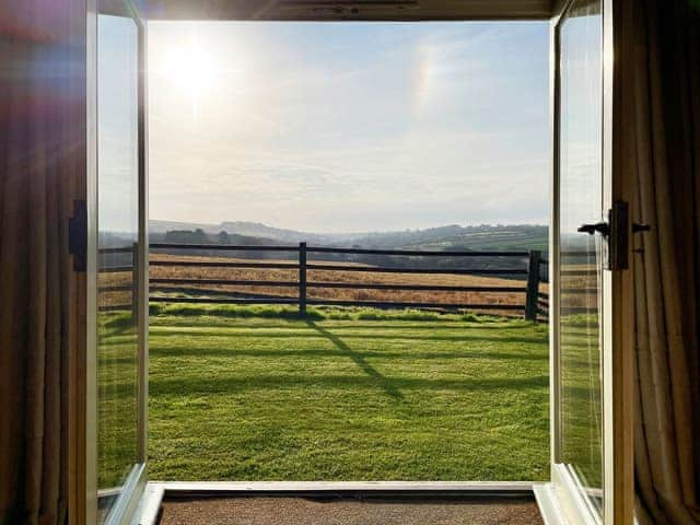 Kitchen | The Stable - Gwedna Barns, Godolphin Cross, Helston