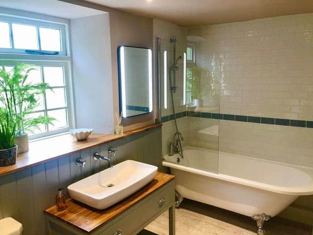 Bathroom | Lemon Cottage, Bickington