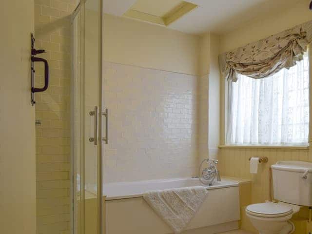Bathroom | Dulcie Cottage, Preston Crowmarsh, near Wallingford