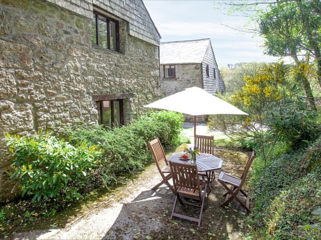 Sitting-out-area | The Stables - Burrator Cottages, Sheepstor