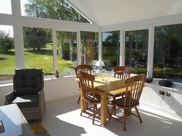 Dining Area | Trees Annexe, Cowes