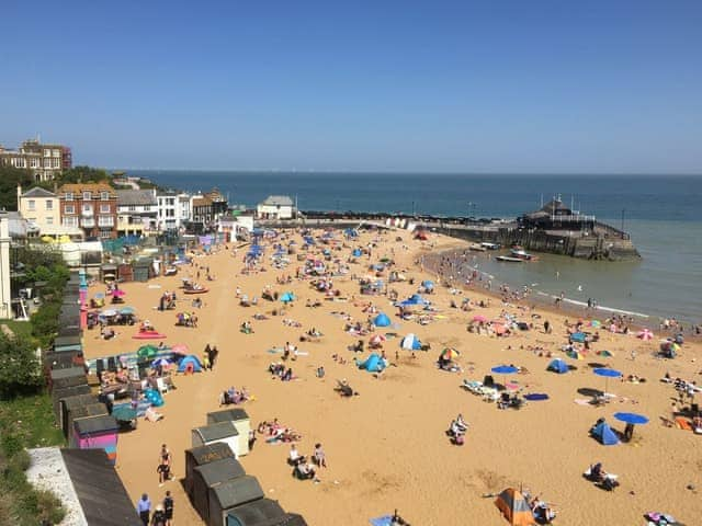 Broadstairs beach featuring harbour | The Fairway, Westgate-on-Sea