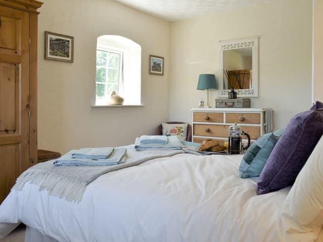 Double bedroom | Beech Tree Cottage at Blackaton Manor Farm, Widecombe-in-the-Moor