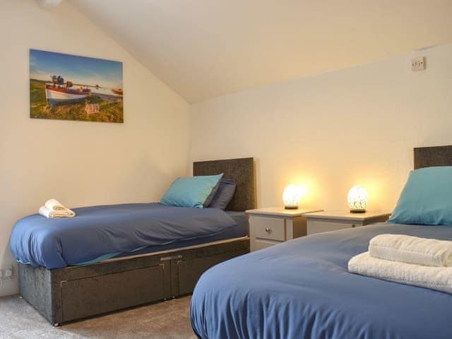 Twin bedroom | South Side Apartment, Bridlington