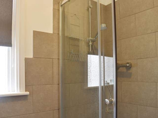 Shower room | South Side Apartment, Bridlington