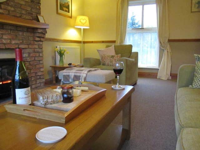 Living room | Wren Cottage - High Weldon Cottages, Weldon Bridge, near Rothbury