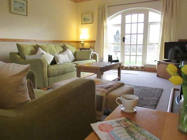 Living room | Wren Cottage - High Weldon Cottages, Weldon Bridge, near Rothbury