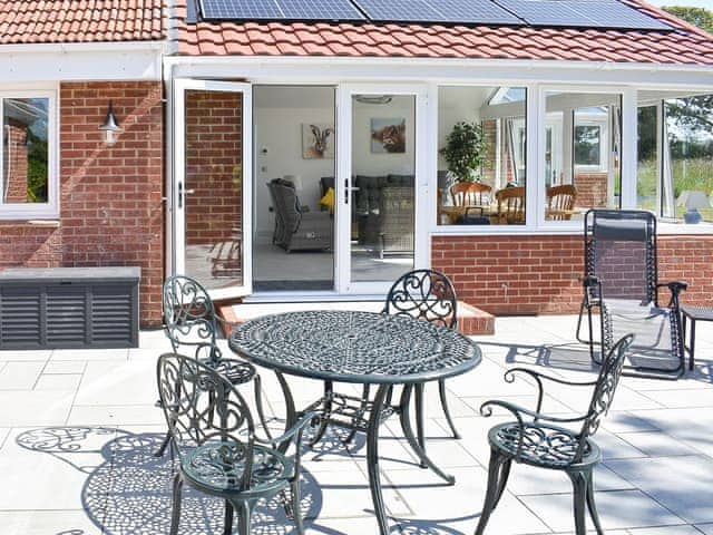 Patio | Trees Annexe, Cowes