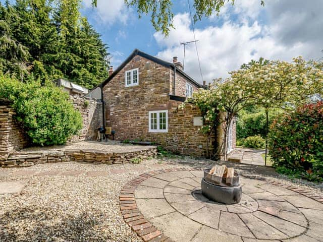 Patio | Box Tree Cottage, Blakeney, near Lydney