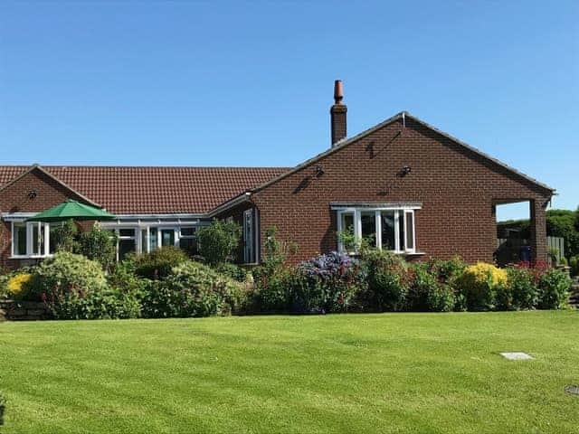 Garden | Carr House, Cayton, Scarborough