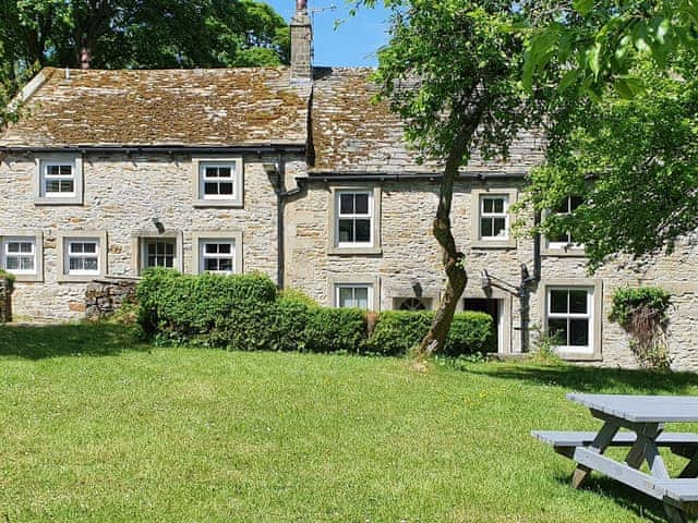 Delph House, sleeps 10 in Skipton.