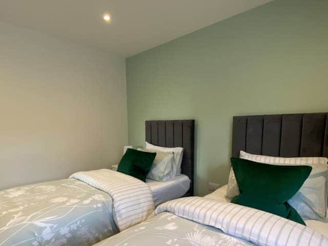 Twin bedroom | Blue Heron Lodge, Kirkby Stephen