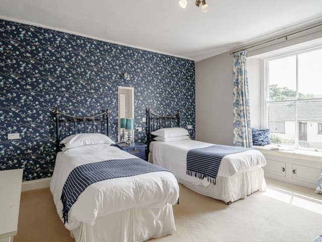 Twin bedroom | Holly House, Pooley Bridge, near Ullswater