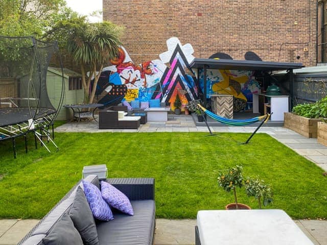 Outdoor area | Vallance House, Hove