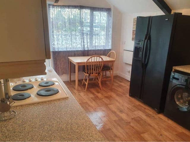 Kitchen | Coachman&rsquo;s - Rosecraddoc Manor, Near Liskeard