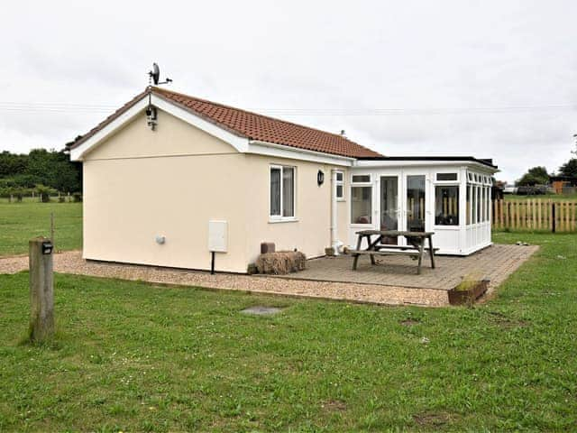 Exterior | Orchard Farm Cottage, Barnby, near Beccles