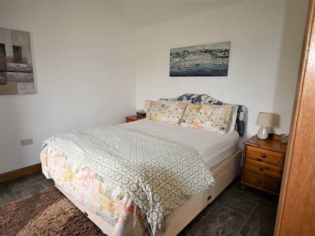 Double bedroom | Orchard Farm Cottage, Barnby, near Beccles