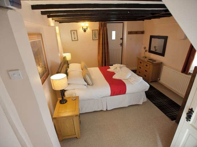 Double bedroom | Burnthwaite Cottage, Ings, near Staveley