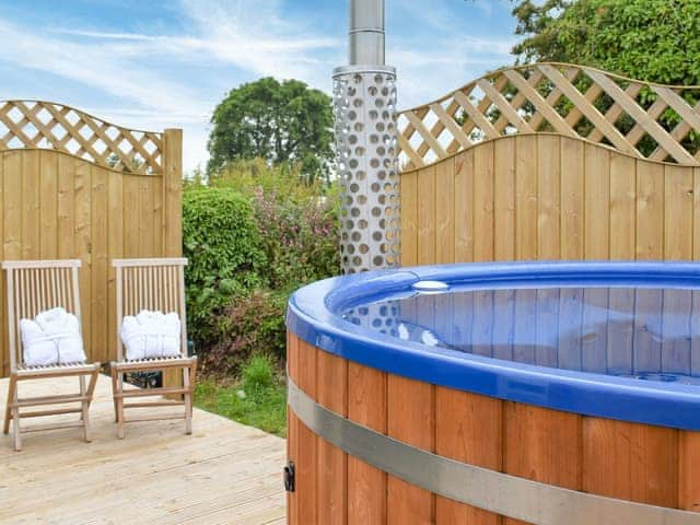 Hot tub | Bluebell - Brynteg Glamping, Brynteg, near Benllech